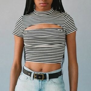 NWOT Urban Renewal Cropped Shirt M